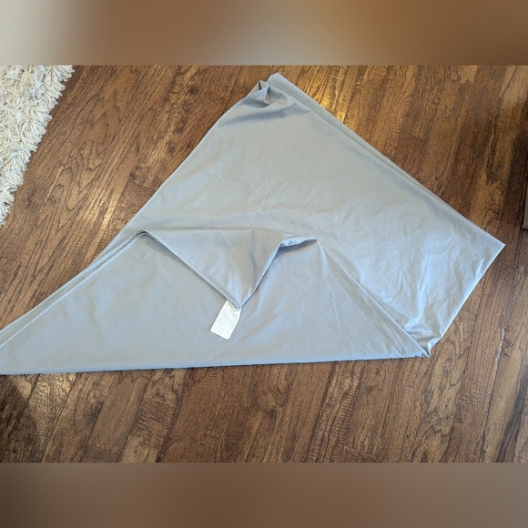 PawPad Waterproof Protective Cover Blanket  Bed, Couch, Chair, Queen Size - Picture 10 of 12